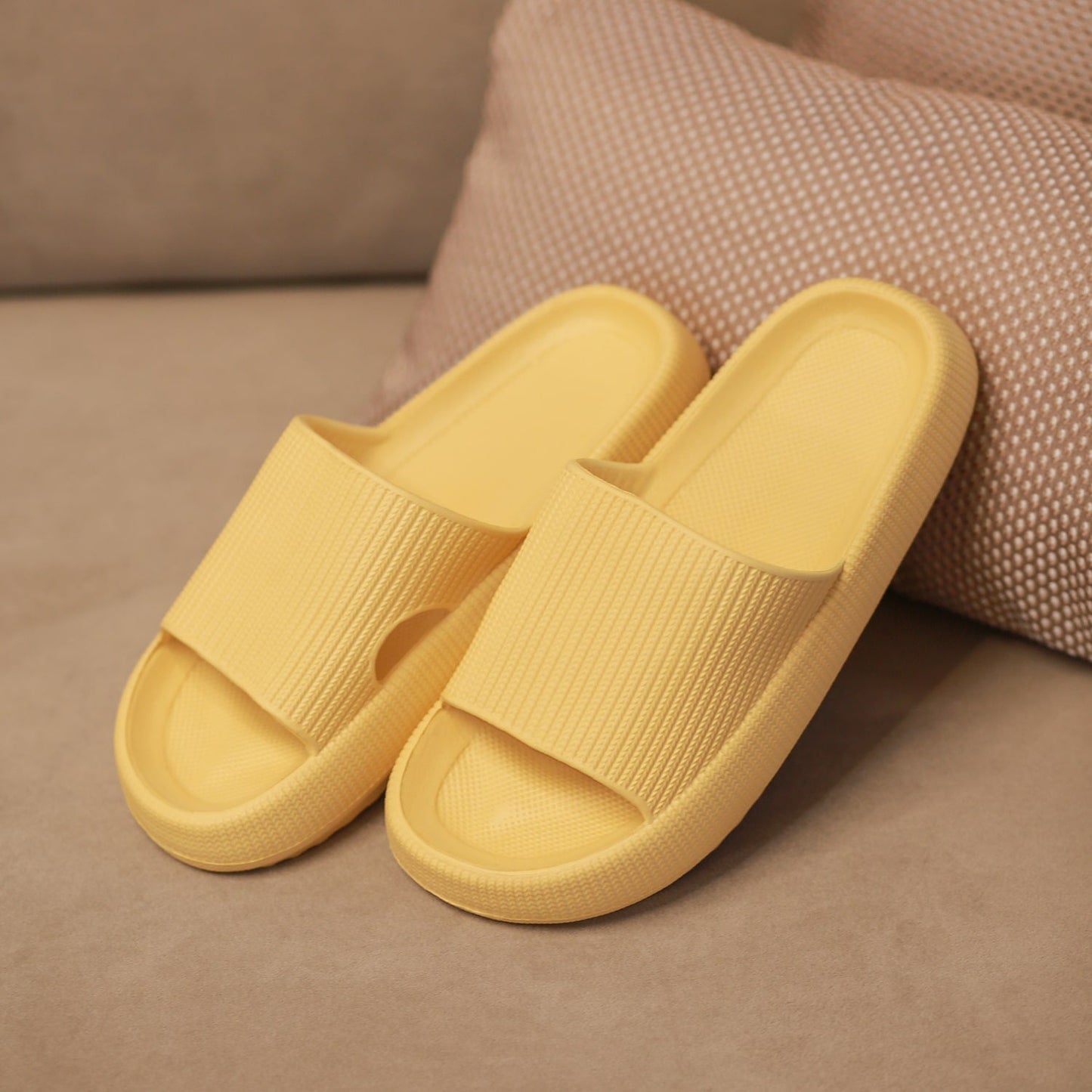 https://cdn.shopify.com/s/files/1/0666/3333/5082/products/6_Photoshoot_Cloud-Slides_Yellow_thecloudslides_com_without_logo-min.jpg?v=1759417122