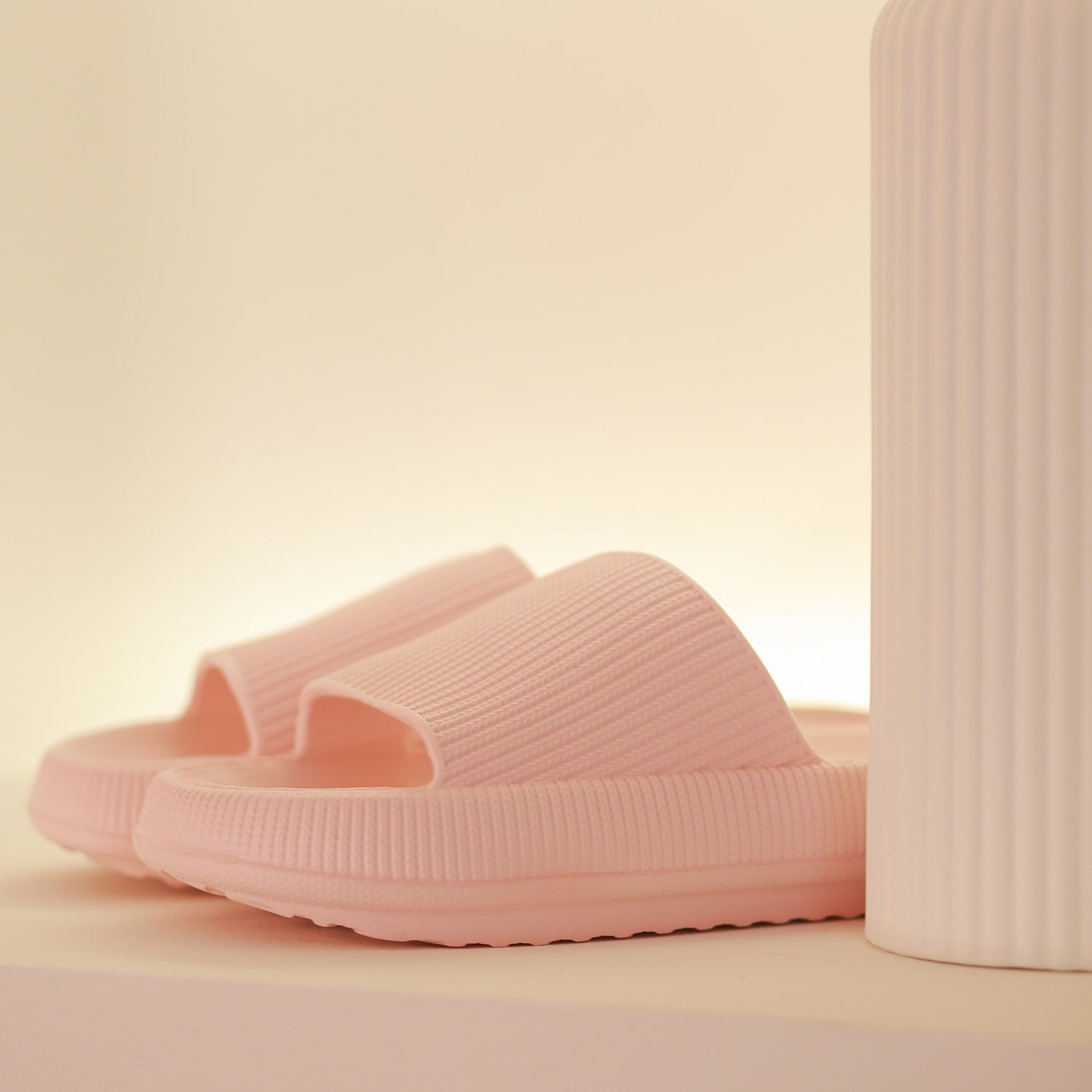 https://cdn.shopify.com/s/files/1/0666/3333/5082/products/8_Photoshoot_Cloud-Slides_Pink_thecloudslides_com_without_logo-min.jpg?v=1759417122
